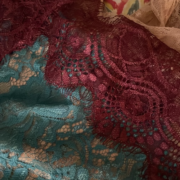 Sundance color block lace peplum top 6-8 fun for holiday season - Picture 5 of 8